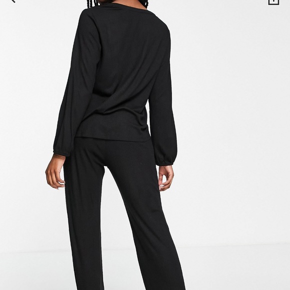 Soft ribbed pajama set - Picture 2 of 4